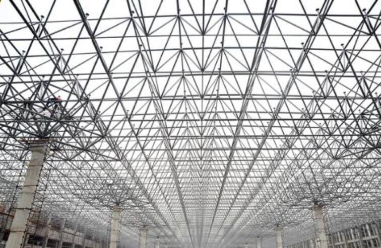 砀山网架公司为您分享干煤棚在后期的使用保养方法